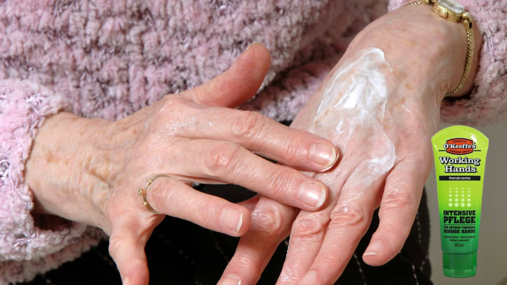 Krankgeschriebene Lehrerin Handcreme